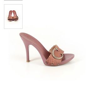 Christian Dior
Size 37.5 (EU) Heels